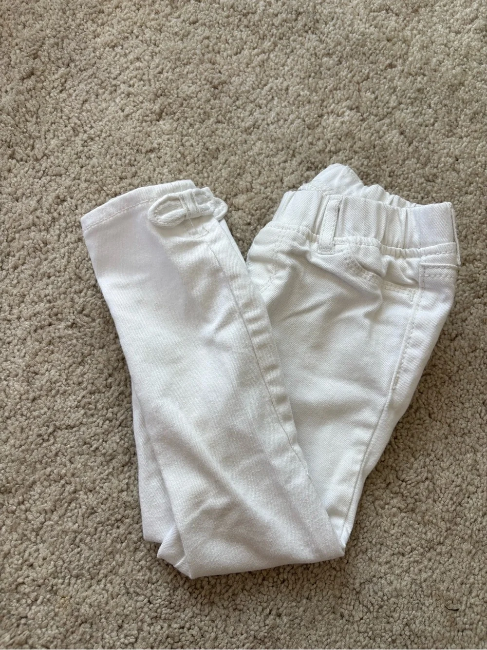 GAP Girls 4T White Denim Jegging Jeans Skinny Stretch Pull On Bows